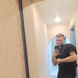 Valeriy, 28, -