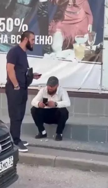 «Корабль тонет! А он с людьми!».В Самаре из-за неожиданного ураганного ветра на Волге перевернулся ... - 2