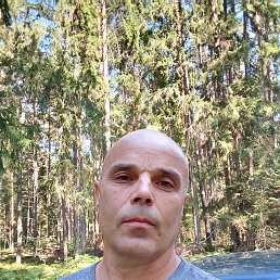 Alexandr, 54, 
