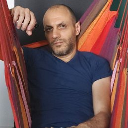 Niks, 41, 