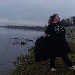 Hellena, 30, 