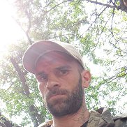 ������ ��������, 33 ����, �����-���������