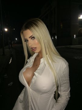 Emilia, 21 ���, ������