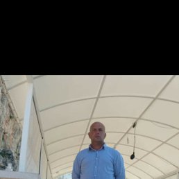 Alex big .i., 49, 