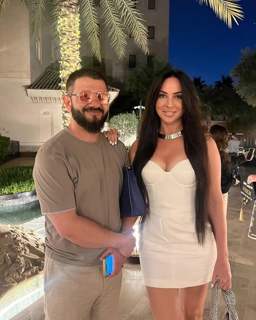          .      ...