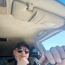 Ramazi, 40, 