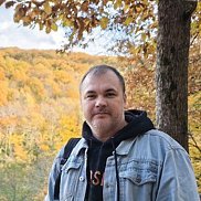 ������, 44 ����, ������-��-����