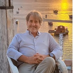 Manuel, ������, 67 ���